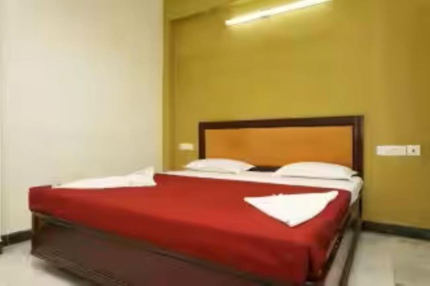 Hotel Soorya Heritage Inn Puducherry Buitenkant foto
