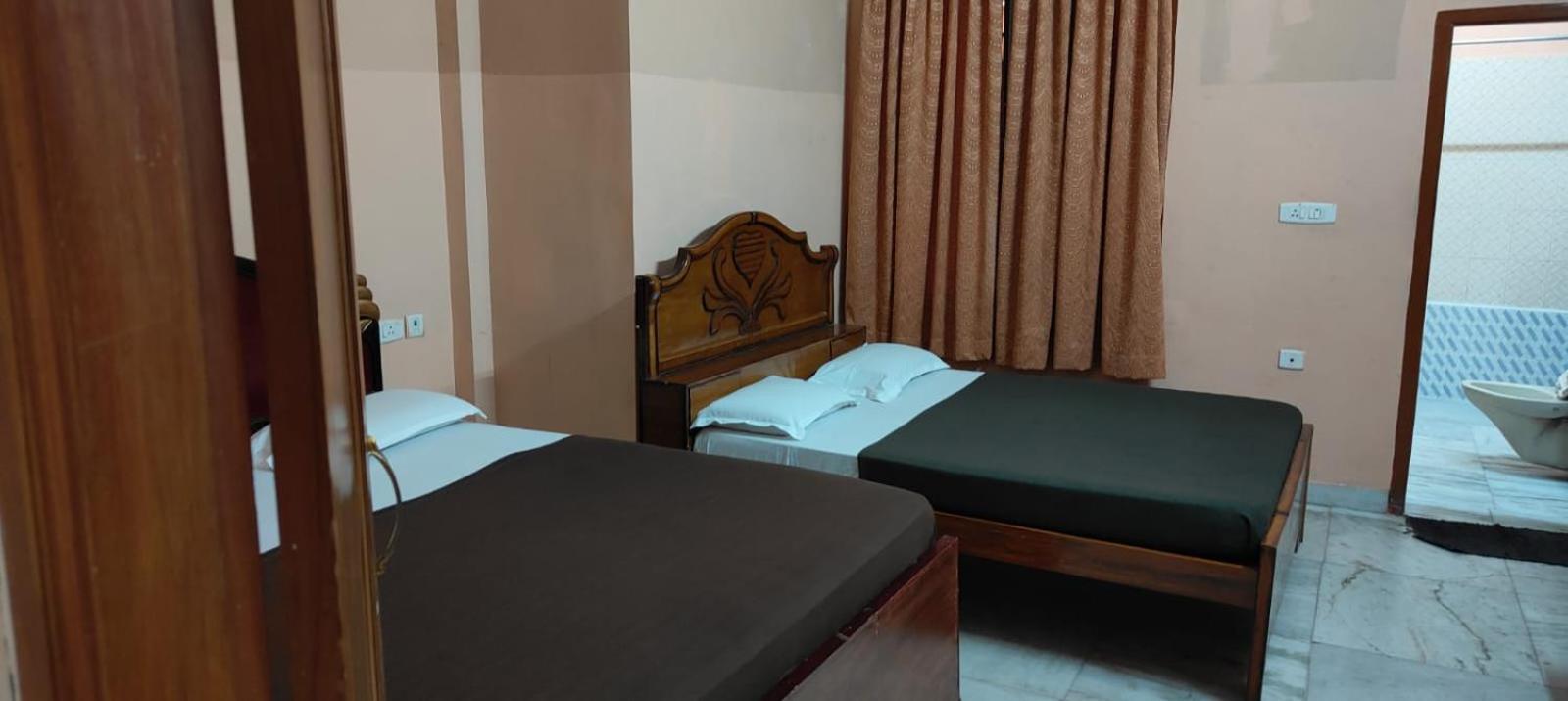 Hotel Soorya Heritage Inn Puducherry Buitenkant foto